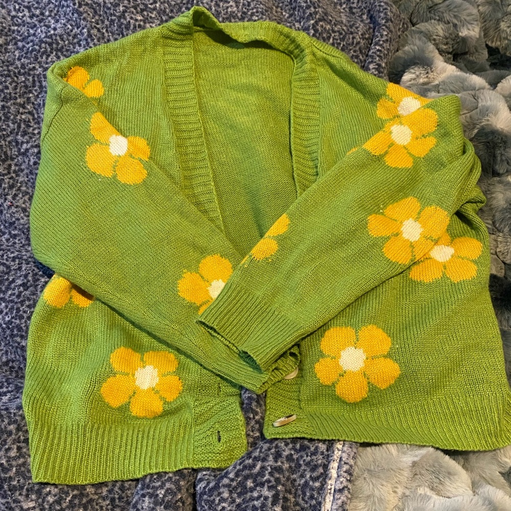 Daisy Floral Print Button-Front Cardigan